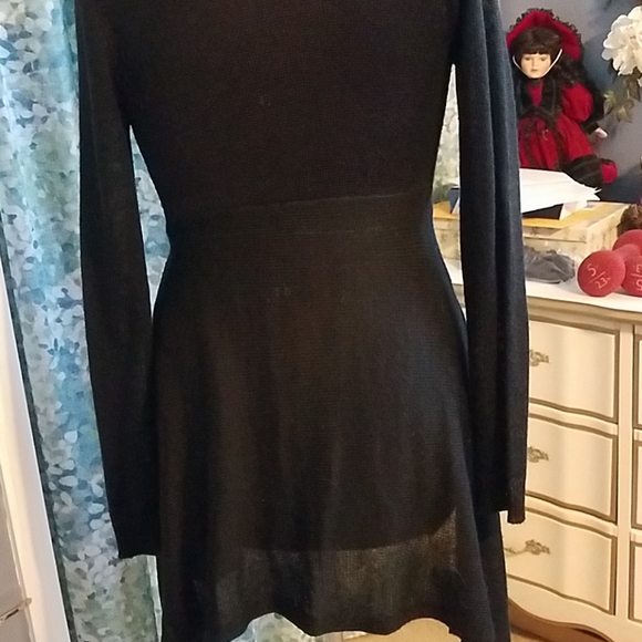 Sweater - Picture 2 of 3